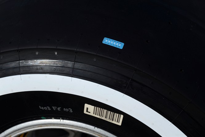 Pirelli P Zero 2014