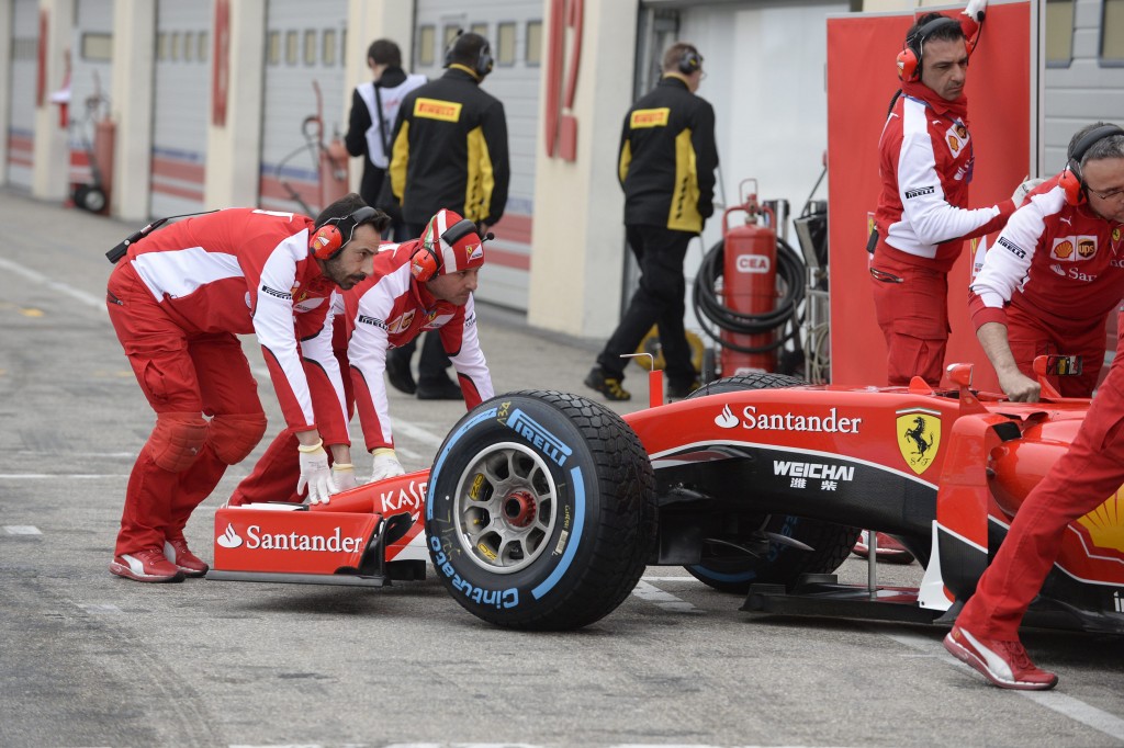 TEST PIRELLI LE CASTELLET