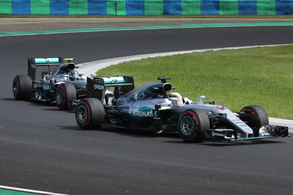 2016 Hungarian Grand Prix, Friday