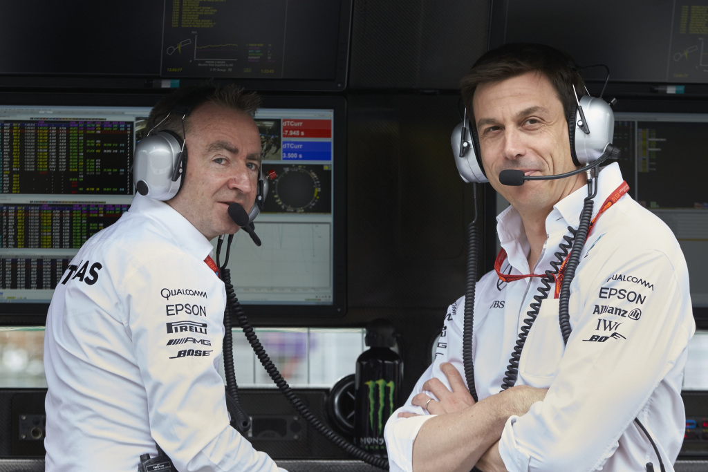 2016 European Grand Prix, Friday