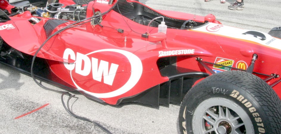 FOTO 6 wing car