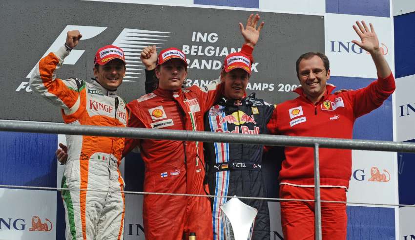 Belgian-GP-F1-2009-podium-Fisichella-Raikkonen-Vettel-Domenecalli-Foto-Ferrari