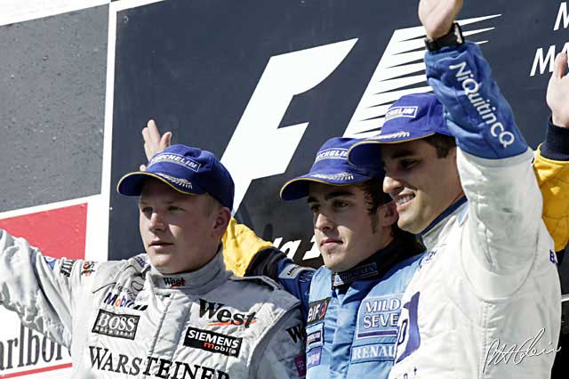 podium2-lg