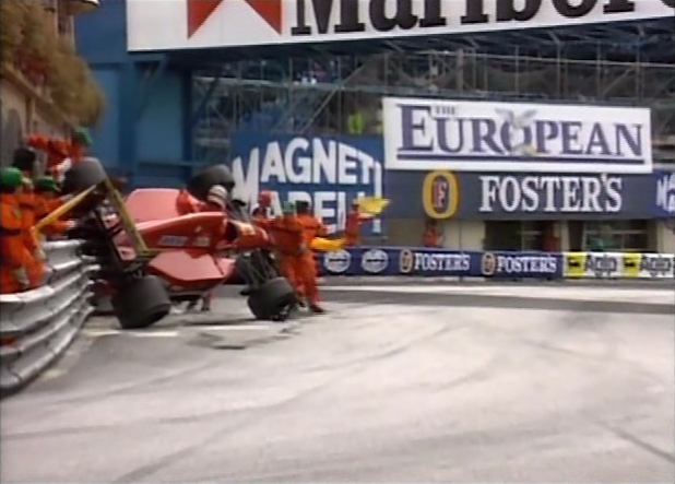 Ivan_Capelli_F1_Monaca_Crash_1992