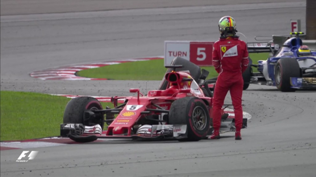 Vettel_Stroll_crash_F1_MalaysiaGp_2017