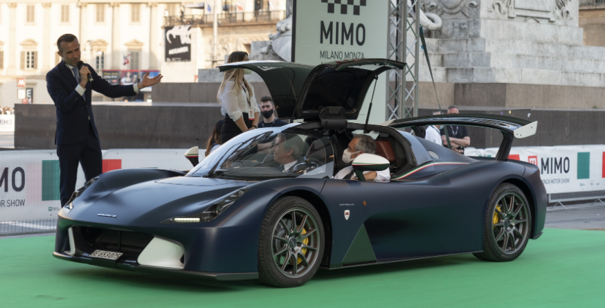 MIMO Premiere Parade